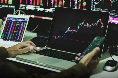 “Bloomberg”: “Türkiyə birjası 2022-ci ildə dünyanın ən gəlirli bazarı olub”