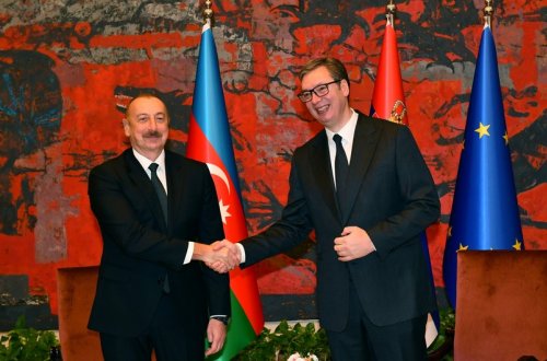 İlham Əliyevin Aleksandar Vuçiçlə geniş tərkibdə görüşü olub