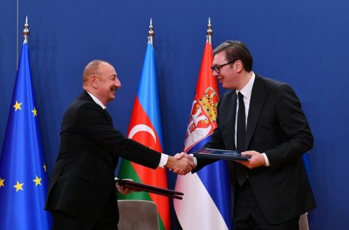 Prezident İlham Əliyev serbiyalı həmkarını Azərbaycana səfərə dəvət edib