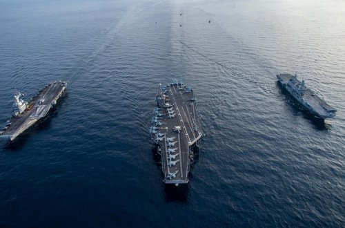 NATO-nun üç aviadaşıyıcısı Balkan yarımadası yaxınlığında təlimlər keçirib