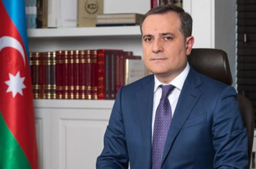 Ceyhun Bayramov Qazaxıstana səfərə gedib