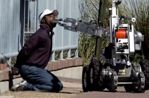 ABŞ-da polis qatil robotlardan istifadə etməyi planlaşdırır - FOTO