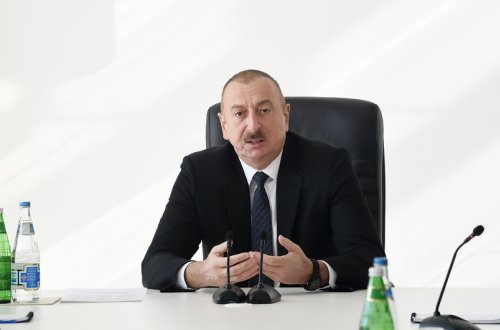 İlham Əliyev: “İranda Azərbaycan dili ədəbi komponentini itirir, məişət dilinə çevrilir”