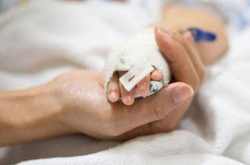 Azərbaycanda dəhşət: 1 yaşlı uşaq qaynar suda yandı