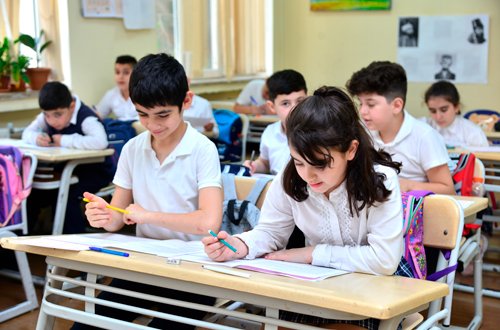 Gələn il təhsil müəssisələrində “Heydər Əliyev dərsləri” keçiriləcək