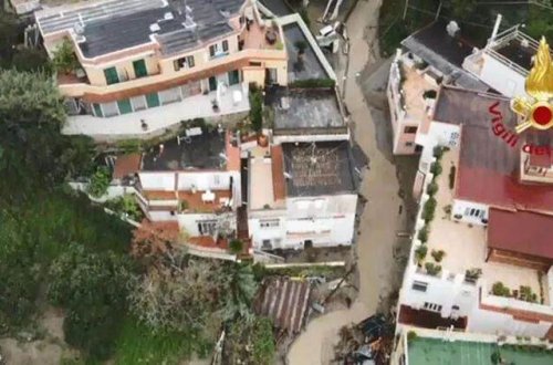 İtaliyada torpaq sürüşməsi 1 nəfərin ölümünə səbəb oldu