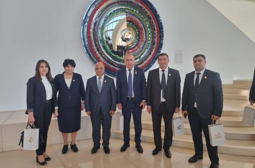 Lerikin deputatı və YAP sədri icra başçısına meydan oxuyur.....