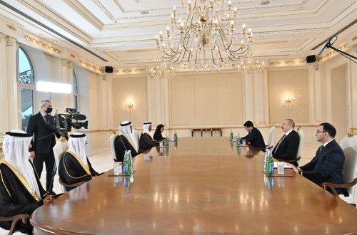 Prezident İlham Əliyev Birləşmiş Ərəb Əmirliklərinin Kabinet işləri nazirini qəbul edib - YENİLƏNİB