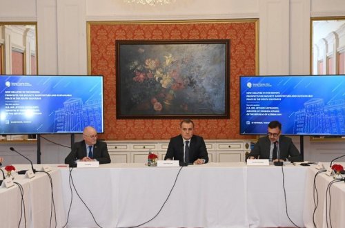 Ceyhun Bayramov Ermənistanın təxribatları barədə avropalı diplomatları məlumatlandırıb