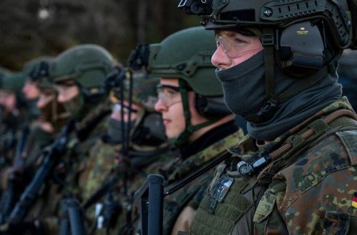 Almaniya NATO-nu qorumaq üçün 30 min əsgəri hazır vəziyyətdə saxlayır