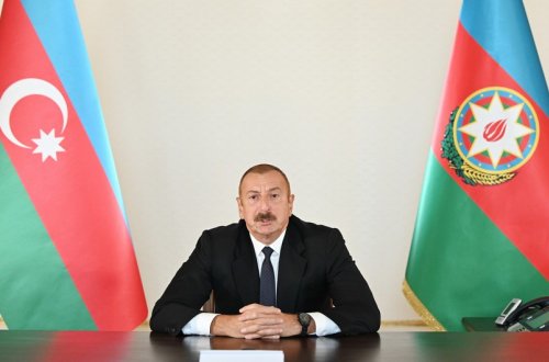 Prezident “Yuxarı Baş” Milli Tarix-Memarlıq Qoruğu ərazisində aparılan təmir-bərpa işləri ilə tanış olub