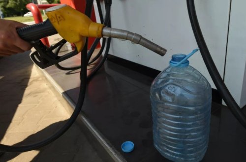 Ermənistanda hərbi hissə komandiri yanacaq oğurlayıb