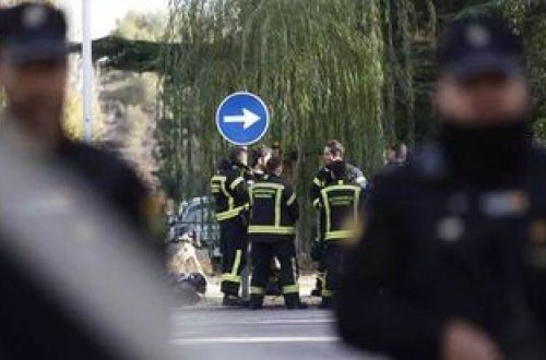 Ukraynanın Madriddəki səfirliyinə içində bomba olan zərf göndərilib: 1 YARALI