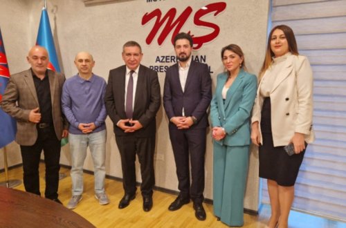 Mətbuat Şurasında Azərbaycan İdman Jurnalistləri İctimai Birliyinin nümayəndələri ilə görüş olub