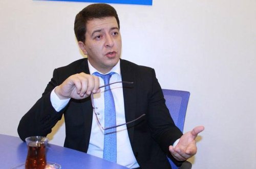 “Bir də görəcəyik ki, Gültəkin Hacıbəyli YAP-ın mitinqində...”