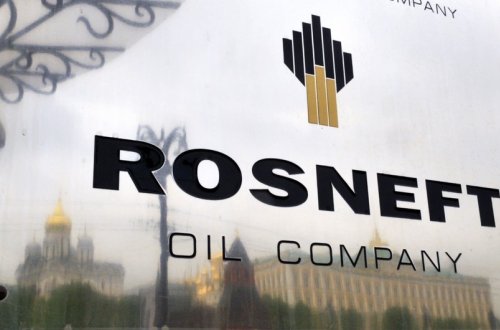 “Rosneft”in xalis mənfəəti 15 % azalıb
