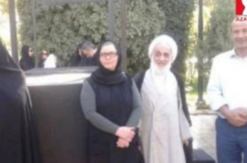 Xameneinin bacısı: “Qardaşımın avtokratik xilafətinə qarşı olduğumu bəyan edirəm” - FOTO