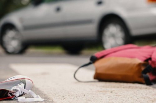 Bakıda 10 yaşlı uşağı avtomobil vurub