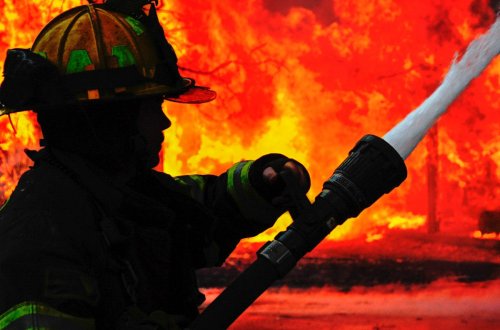 İranda tələbə yataqxanasında yanğın olub