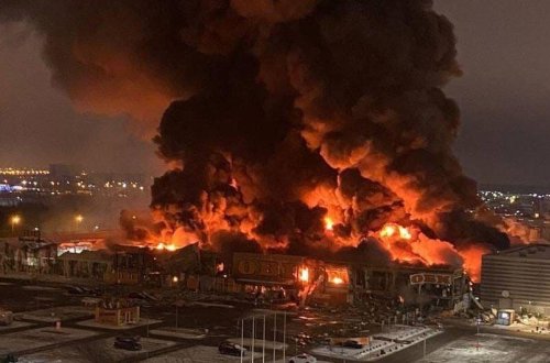 Moskvada nəhəng ticarət mərkəzi yanıb: 1 nəfər ölüb - YENİLƏNİB - VİDEO - FOTO