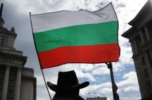 Bolqarıstan ilk dəfə Ukraynaya hərbi yardım göndərib