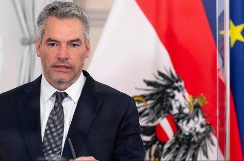 Avstriya kansleri Putinlə əlaqə saxlamağa hazır olduğunu açıqlayıb