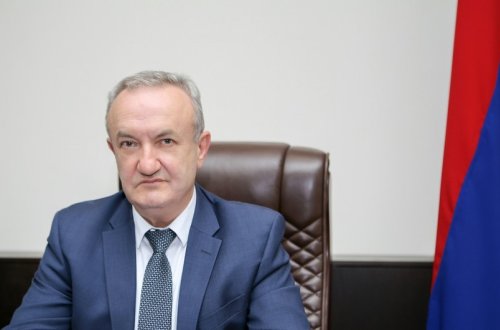 Ermənistanda nazir istefa verib