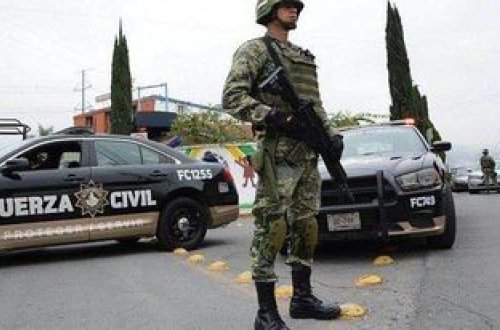 Meksikada cinayətkar dəstə üzvlərinə basqın: 5 ÖLÜ