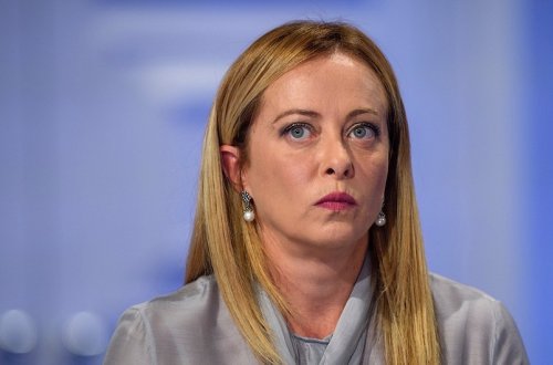 Romada kafeyə hücum olub, Baş nazirin rəfiqəsi və daha 2 qadın ölüb