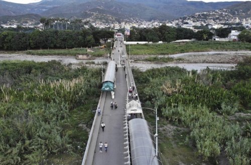 Venesuela ilə Kolumbiya arasında sərhədin açılacağı vaxt məlum olub