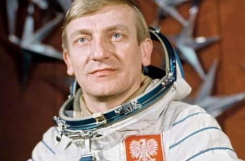 Умер первый польский космонавт Мирослав Гермашевский