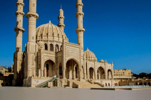 Məscidlərdə qadın dini ayin vəzifəsini icra etmək üçün 69 namizəd müraciət edib