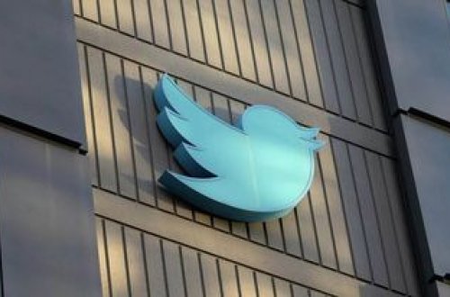 “Twitter” ofis mebellərini satışa çıxarır