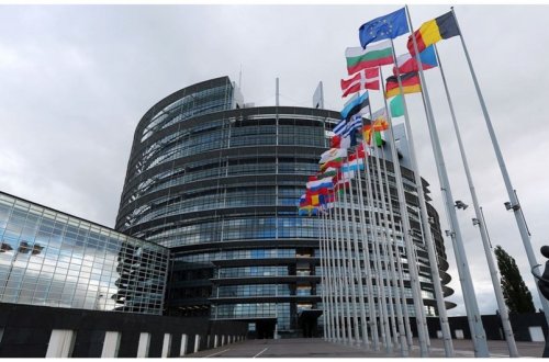 Aİ ölkələri Bosniya və Herseqovinaya namizəd ölkə statusu verməyə razılaşıblar