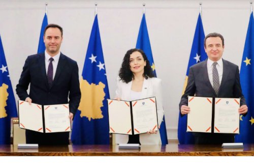 Kosovo Aİ-yə üzvlük üçün ərizə imzalayıb