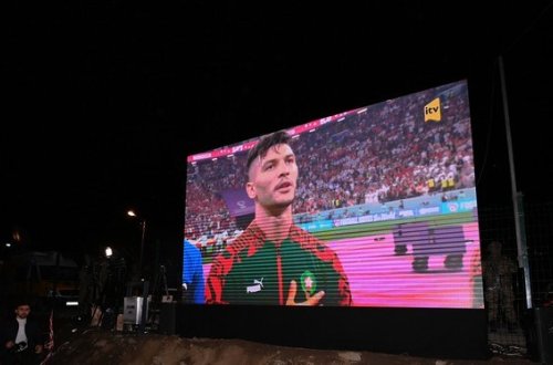Şuşa-Xankəndi yolunda nümayişçilər və sülhməramlılara Fransa-Mərakeş oyununu izləmək üçün şərait yaradılıb