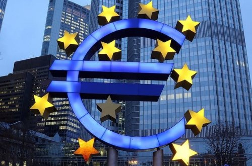 ECB baza dərəcəsini 2,5 %-ə qaldırıb