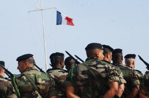 Fransa hərbçiləri Mərkəzi Afrika Respublikasını tərk ediblər