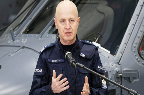 Polşanın polis rəisi Ukraynada verilən hədiyyənin partlaması nəticəsində yaralanıb