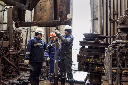 Rusiyada neft-qaz şirkətlərinin işçilərinə xarici ölkəyə səfər etmək qadağan olundu