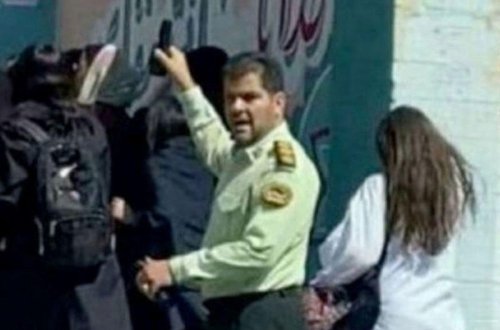 İranda 14 yaşlı qız cinsi təcavüz nəticəsində öldü: Anası yoxa çıxdı - FOTO