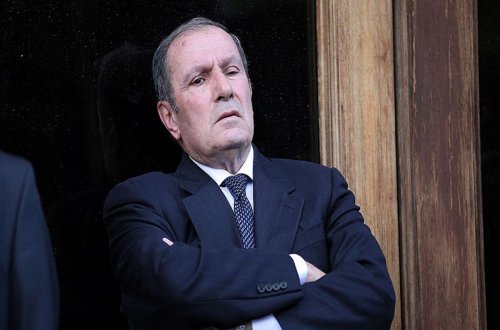 Levon Ter-Petrosyan xəstəxanaya yerləşdirilib