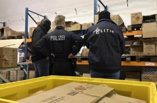 Hollandiya və Almaniya polisi 250 ton qanunsuz fişəng ələ keçirib