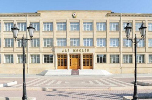 Naxçıvan Ali Məclisi sədrinin bir neçə səlahiyyəti ləğv edilib