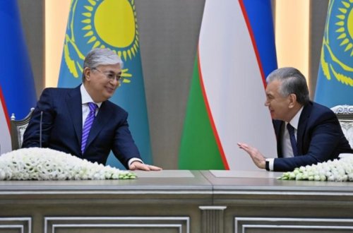 Qazaxıstan və Özbəkistan müttəfiqlik, dövlət sərhədlərinin demarkasiyası haqqında müqavilələr imzalayıb