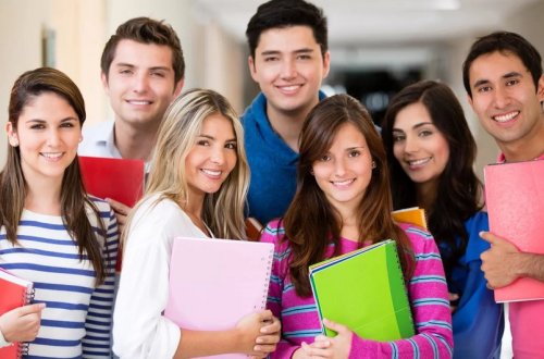 Azərbaycanda təhsil alan əcnəbilərin sayı açıqlanıb