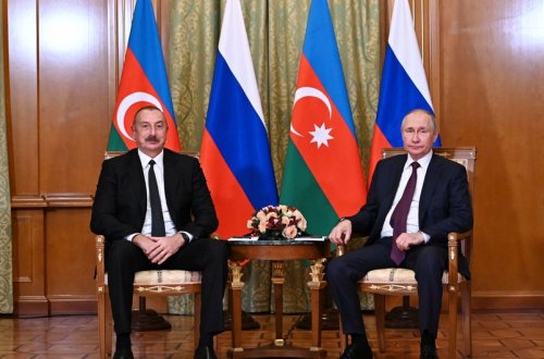 Vladimir Putin Azərbaycan liderini təbrik edib