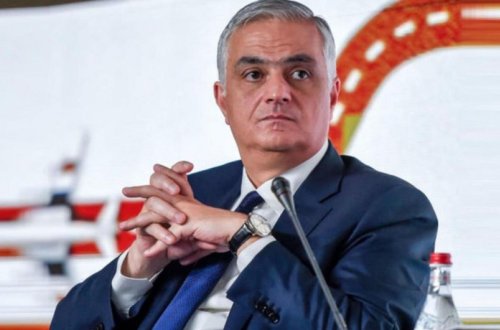 Ermənistan baş nazirinin müavini Moskvaya gedib