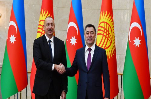 Sadir Japarov İlham Əliyevi təbrik edib