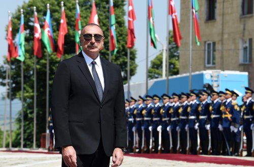 Bu gün Müzəffər Ali Baş Komandan İlham Əliyevin doğum günüdür